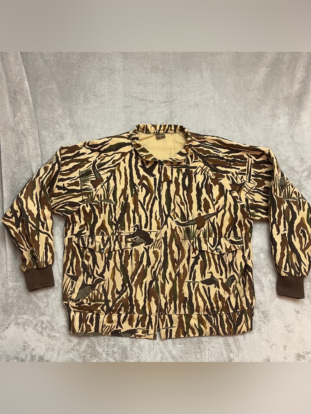 Vintage Ducks Unlimited Jacket Size XL All Over Camo Duck Print Made in USA
